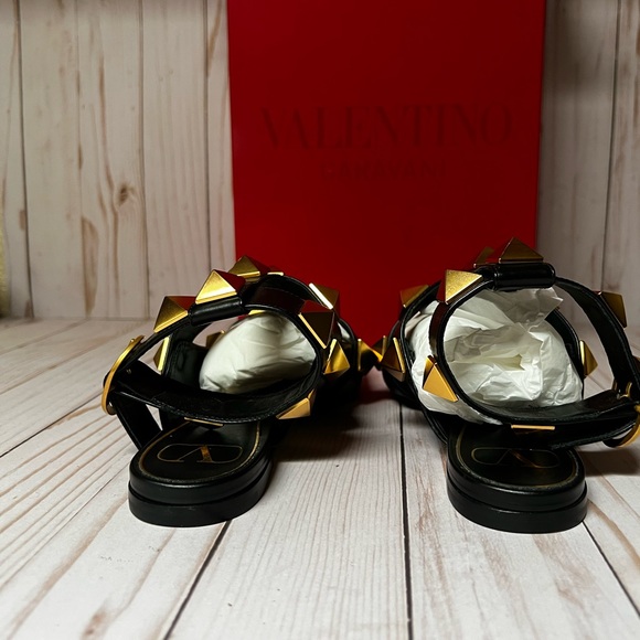 Valentino Garavani Roman Stud Ankle Strap Leather Mule Flat Black Sz 37 / 7 - Picture 10 of 12